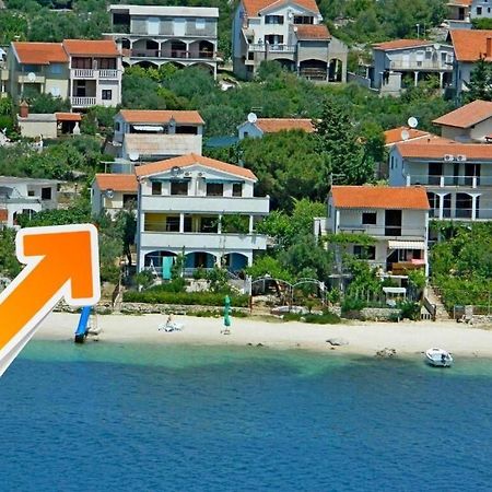Willa House Nani Rogoznica  Zewnętrze zdjęcie